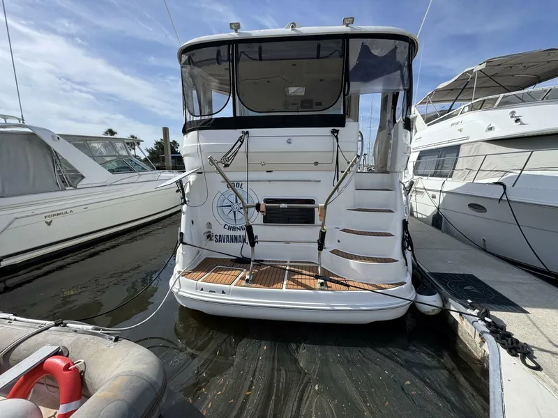 Slide: The Image of Sea Ray 39 Motor Yacht 2004 - 57