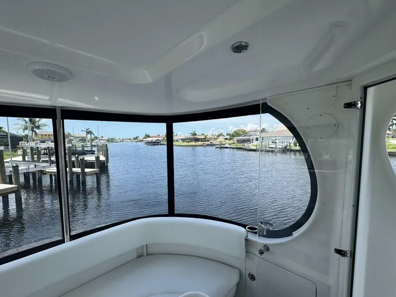 Slide: The Image of Sea Ray 40 Motoryacht 2006 - 19