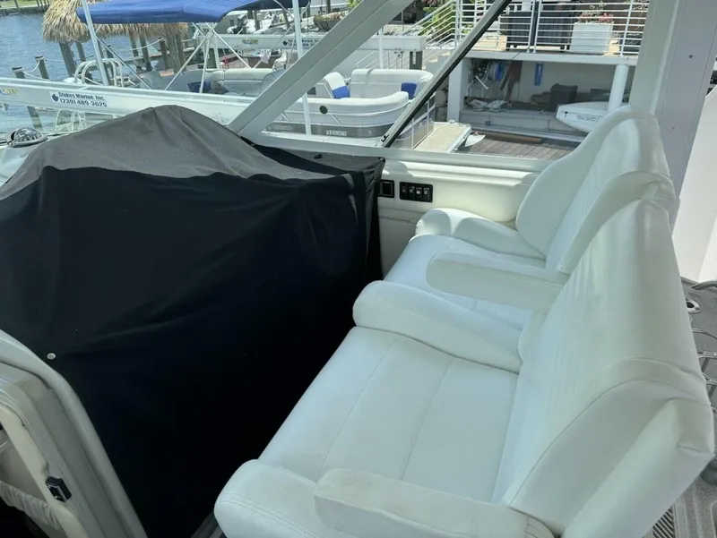 Slide: The Image of Sea Ray 40 Motoryacht 2006 - 30