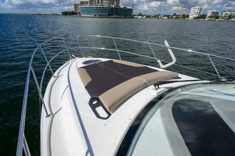 Slide: The Image of Beneteau 38 GT 2015 - 41
