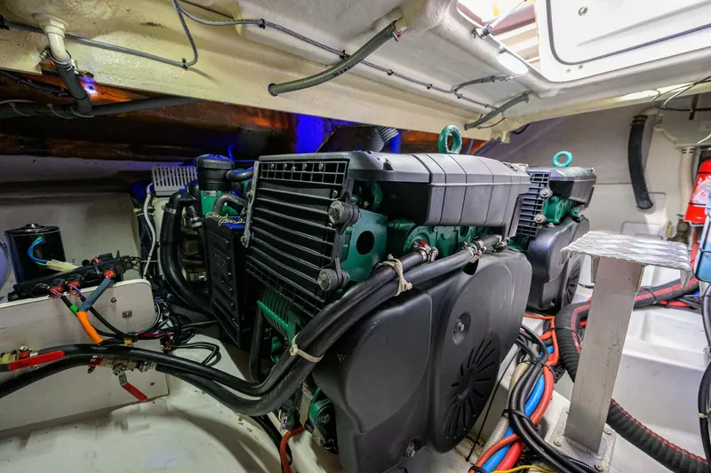 Slide: The Image of Beneteau 38 GT 2015 - 51