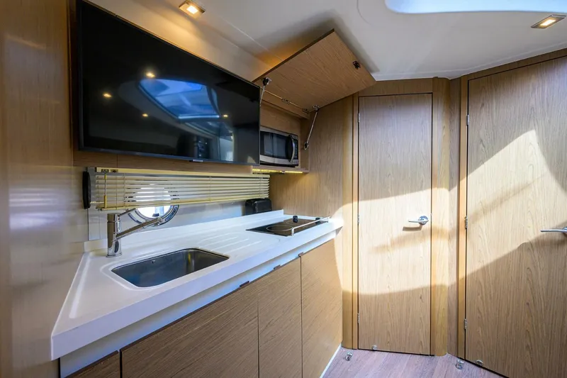 Slide: The Image of Beneteau 38 GT 2015 - 7