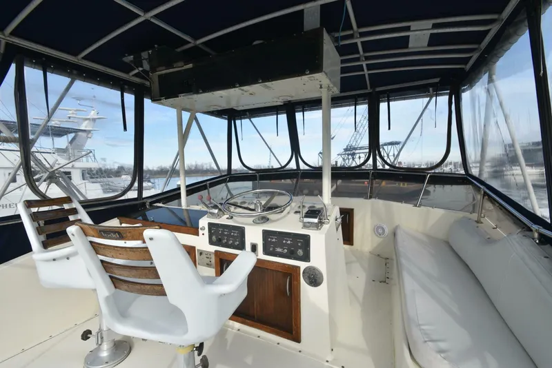 Slide: The Image of Hatteras 46 Convertible 1978 - 11