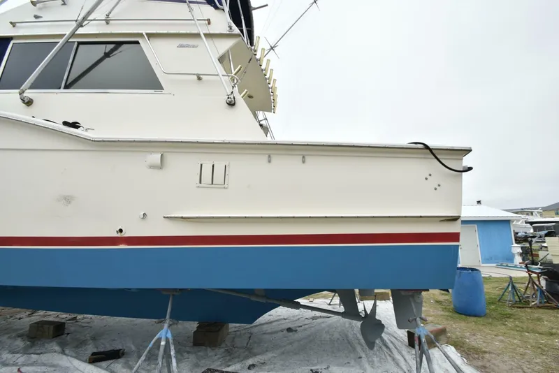 Slide: The Image of Hatteras 46 Convertible 1978 - 87