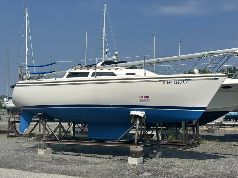 The Image of Catalina Capri 26 Wing Keel 1990 - undefined