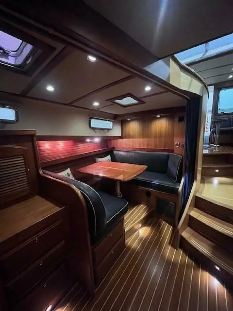 Slide: The Image of Sabre 40 Sedan 2011 - 31