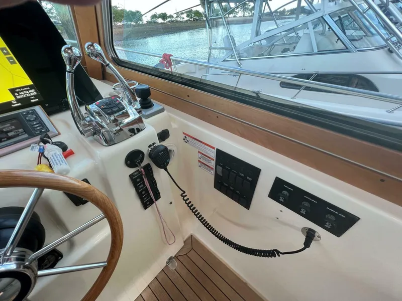 Slide: The Image of Sabre 42 Hardtop Express 2008 - 15