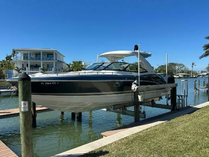 Slide: The Image of Formula 350 Crossover Bowrider 2020 - 2