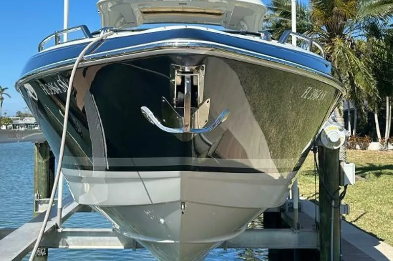 Slide: The Image of Formula 350 Crossover Bowrider 2020 - 4