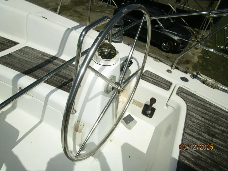 Slide: The Image of Beneteau Oceanis 43 2010 - 13