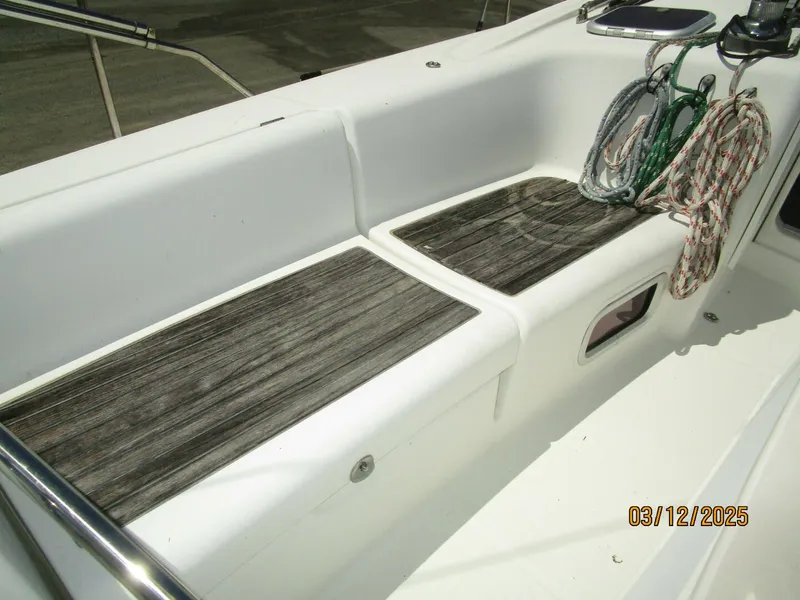 Slide: The Image of Beneteau Oceanis 43 2010 - 15