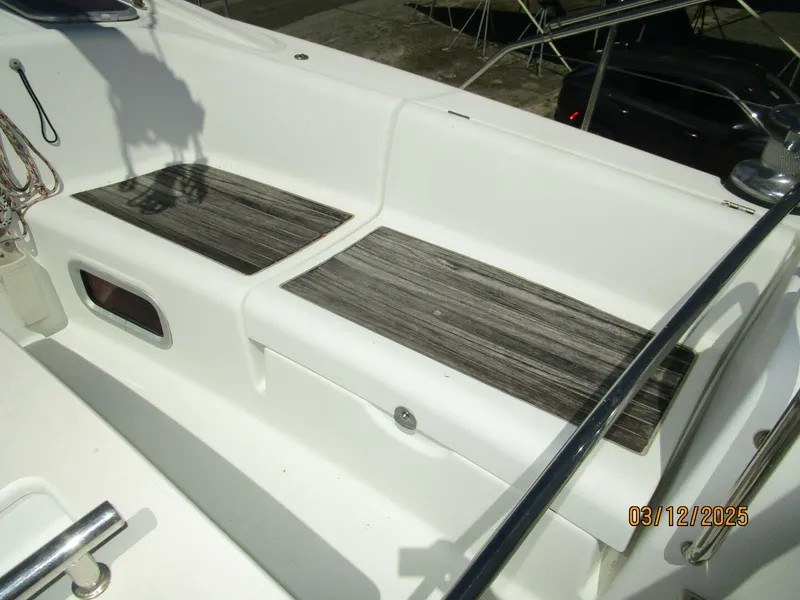 Slide: The Image of Beneteau Oceanis 43 2010 - 17