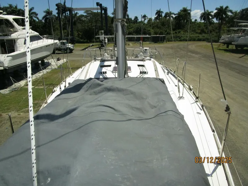 Slide: The Image of Beneteau Oceanis 43 2010 - 5