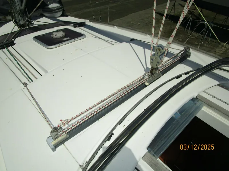 Slide: The Image of Beneteau Oceanis 43 2010 - 8