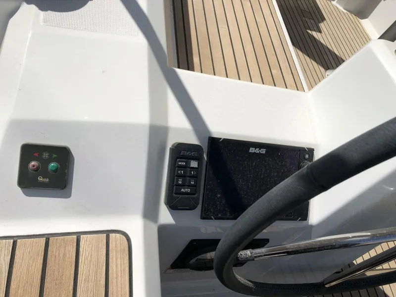 Slide: The Image of Beneteau Oceanis 38 Weekender 2017 - 14