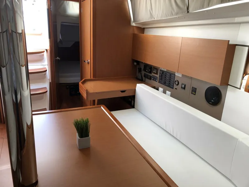 Slide: The Image of Beneteau Oceanis 38 Weekender 2017 - 22