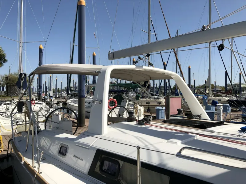 Slide: The Image of Beneteau Oceanis 38 Weekender 2017 - 3