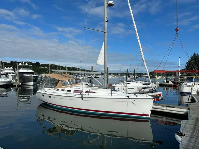 The Image of Hunter 38 2005 - 0