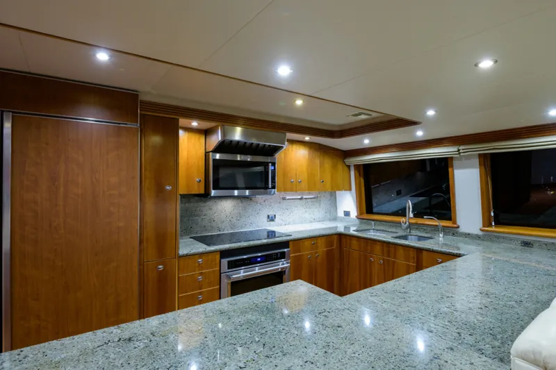Slide: The Image of Westport 95 Raised Pilothouse Motor Yacht 2001 - 10