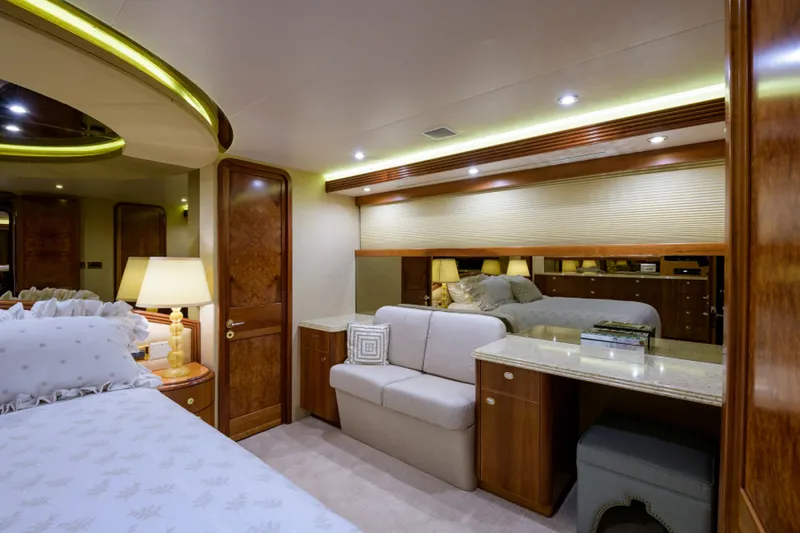 Slide: The Image of Westport 95 Raised Pilothouse Motor Yacht 2001 - 20