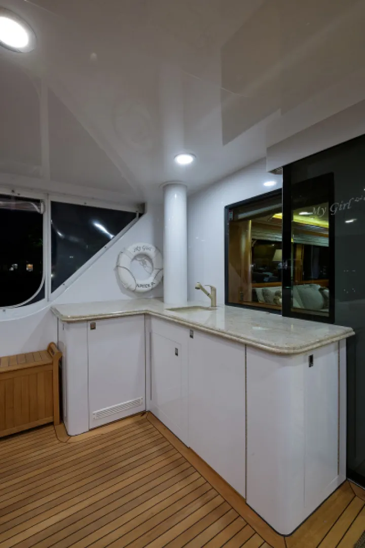 Slide: The Image of Westport 95 Raised Pilothouse Motor Yacht 2001 - 42