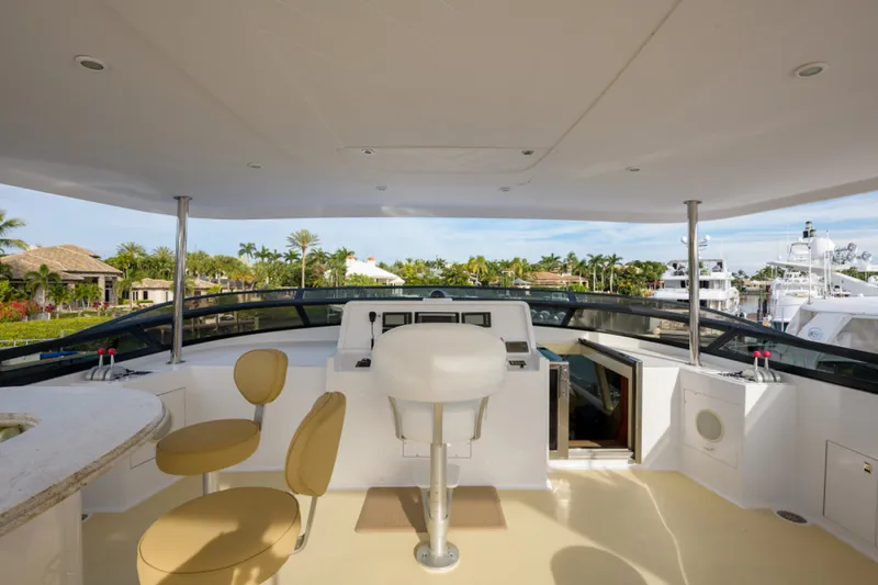 Slide: The Image of Westport 95 Raised Pilothouse Motor Yacht 2001 - 49