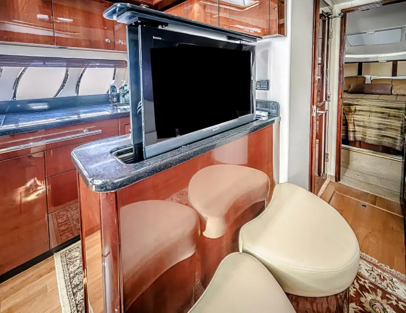 Slide: The Image of Sea Ray 580 Sundancer 2011 - 31