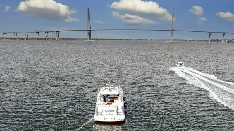 Slide: The Image of Sea Ray 580 Sundancer 2011 - 36