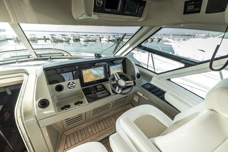 Slide: The Image of Sea Ray 580 Sundancer 2011 - 45