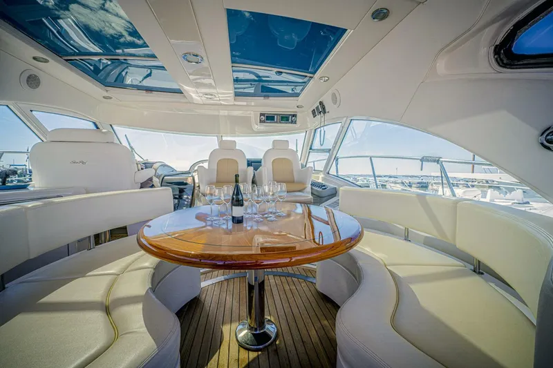 Slide: The Image of Sea Ray 580 Sundancer 2011 - 8
