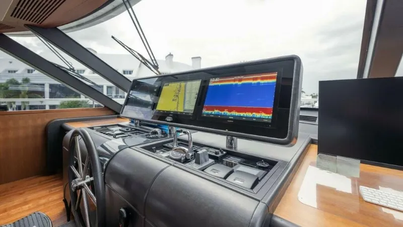 Slide: The Image of Ocean Alexander 2017 - 43