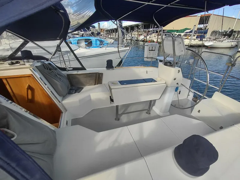 Slide: The Image of Catalina 42 MKII 2005 - 17