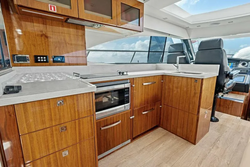 Slide: The Image of Riviera 4800 Sport Yacht 2018 - 15