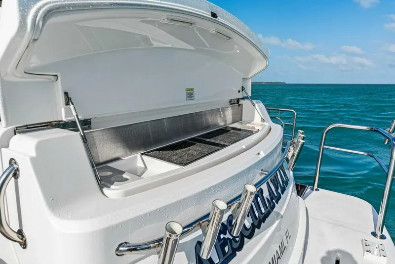 Slide: The Image of Riviera 4800 Sport Yacht 2018 - 8