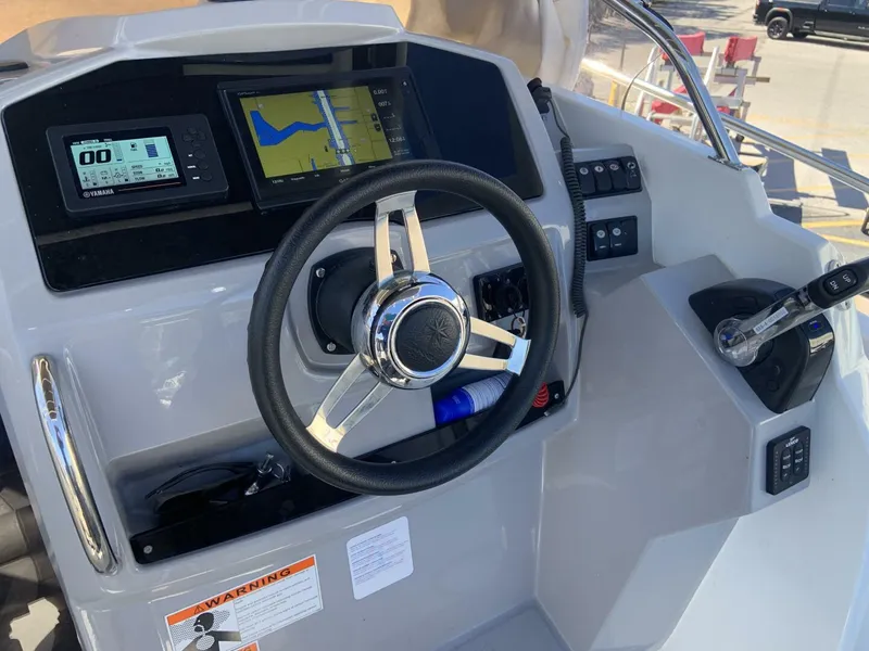 Slide: The Image of Jeanneau Leader 7.5 WA 2020 - 15