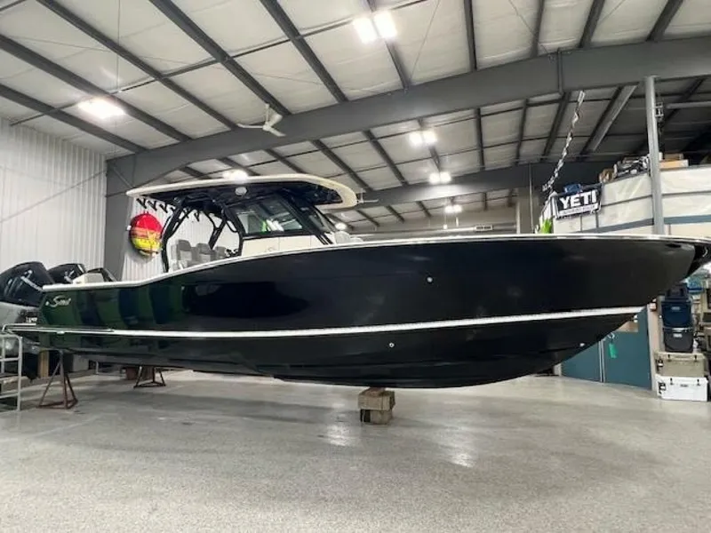 Slide: The Image of Scout 355 LXF CC 2022 - 10