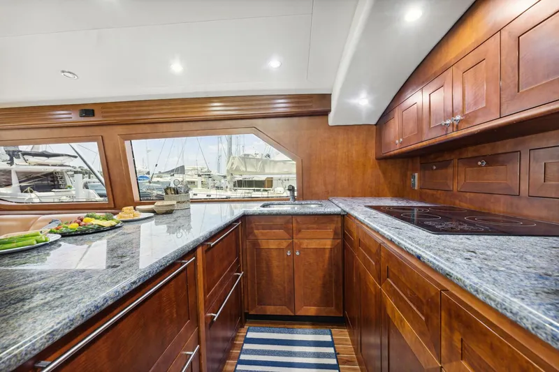Slide: The Image of Bertram 60 Custom Sportfish 2012 - 10