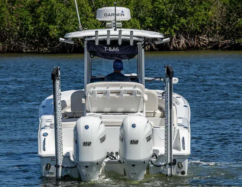 Slide: The Image of Sea Hunt 265 Ultra SE 2022 - 11
