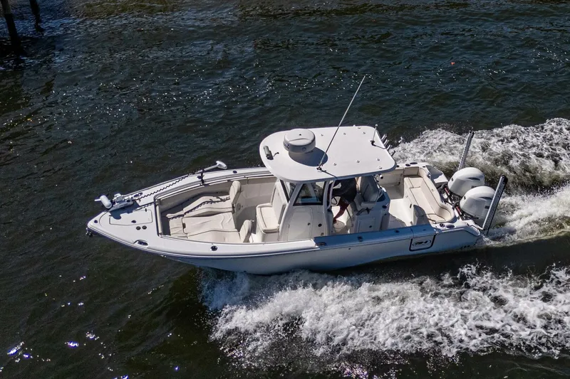 Slide: The Image of Sea Hunt 265 Ultra SE 2022 - 2
