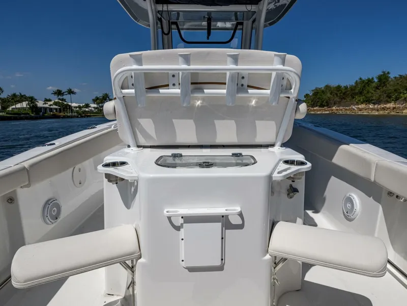 Slide: The Image of Sea Hunt 265 Ultra SE 2022 - 9
