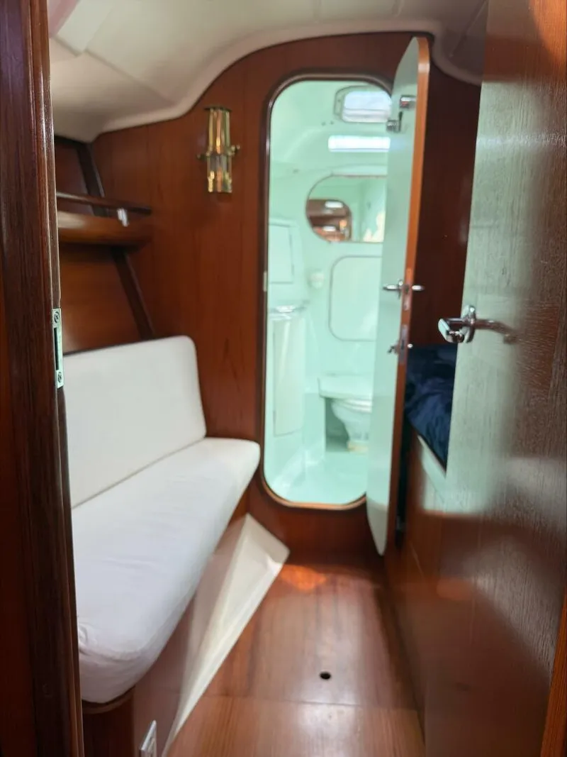 Slide: The Image of Beneteau Oceanis 400 1993 - 17
