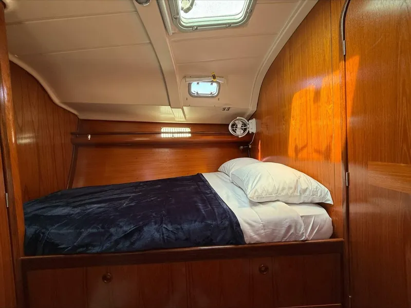 Slide: The Image of Beneteau Oceanis 400 1993 - 18