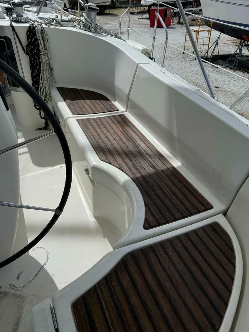 Slide: The Image of Beneteau Oceanis 400 1993 - 8
