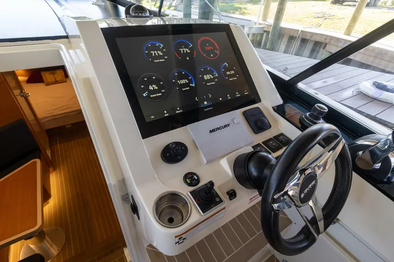 Slide: The Image of Scout 530LXF 2020 - 11