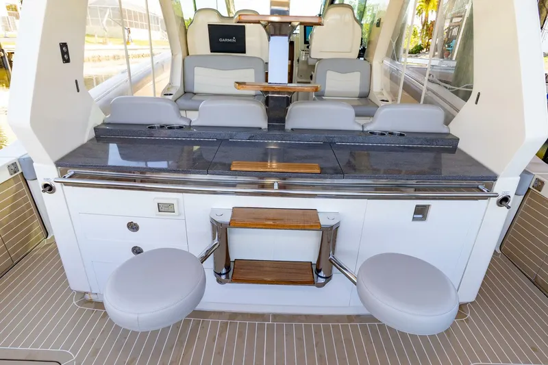 Slide: The Image of Scout 530LXF 2020 - 21