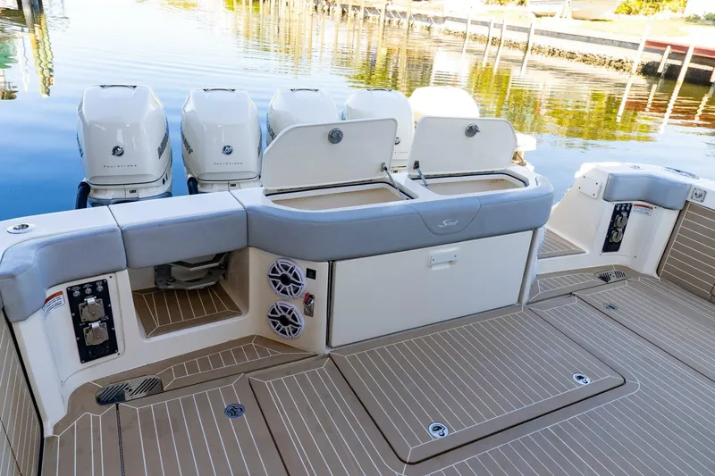 Slide: The Image of Scout 530LXF 2020 - 7