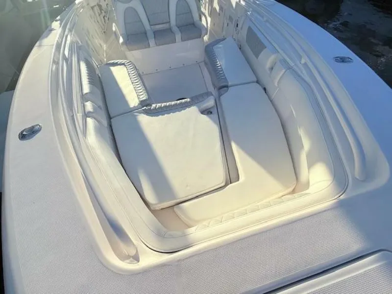Slide: The Image of Everglades 355 Center Console 2014 - 11
