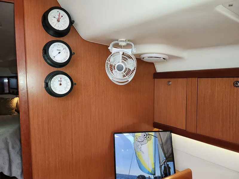 Slide: The Image of Beneteau Oceanis 49 2011 - 23