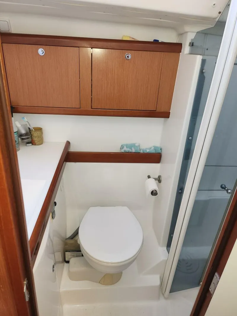 Slide: The Image of Beneteau Oceanis 49 2011 - 33