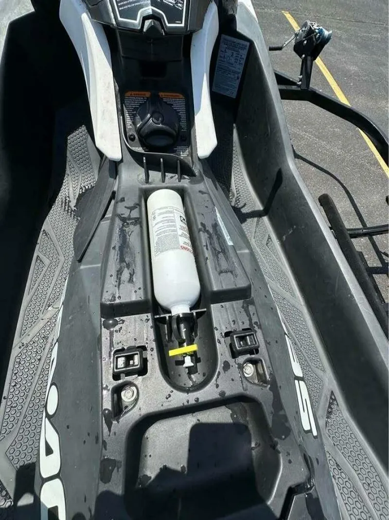 Slide: The Image of Other Sea Doo Spark 2014 - 6